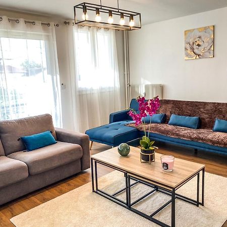Appartement T3 Moderne Avec Balcon Terrasse Et Parking Gratuit à Niort Extérieur photo